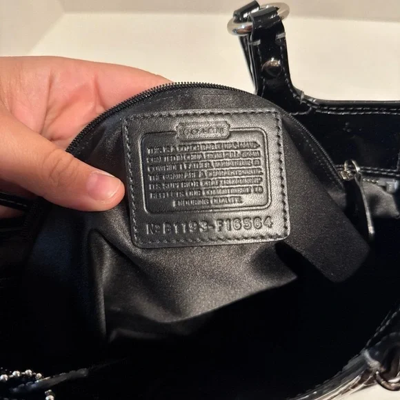 Coach Black Patent Leather Women's Bag - Picture 5 of 6